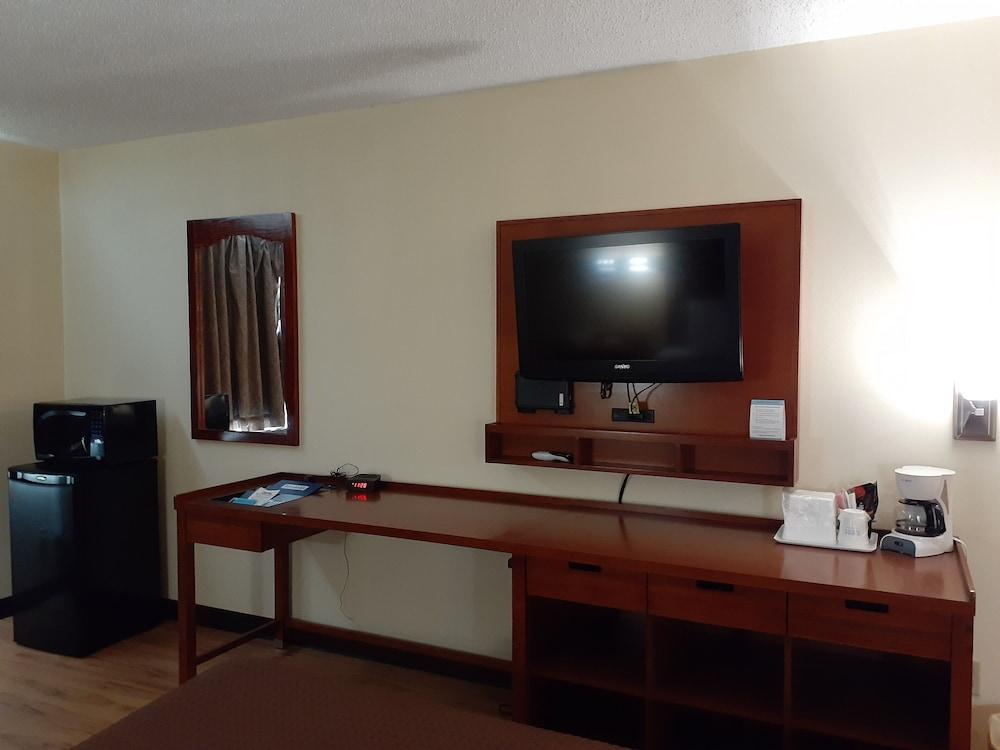 גאלופ Rodeway Inn מראה חיצוני תמונה